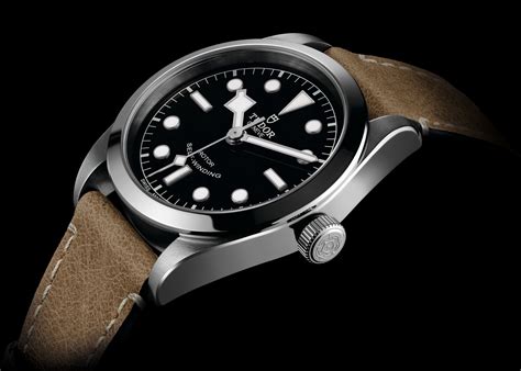 tudor black bay 36 armband.